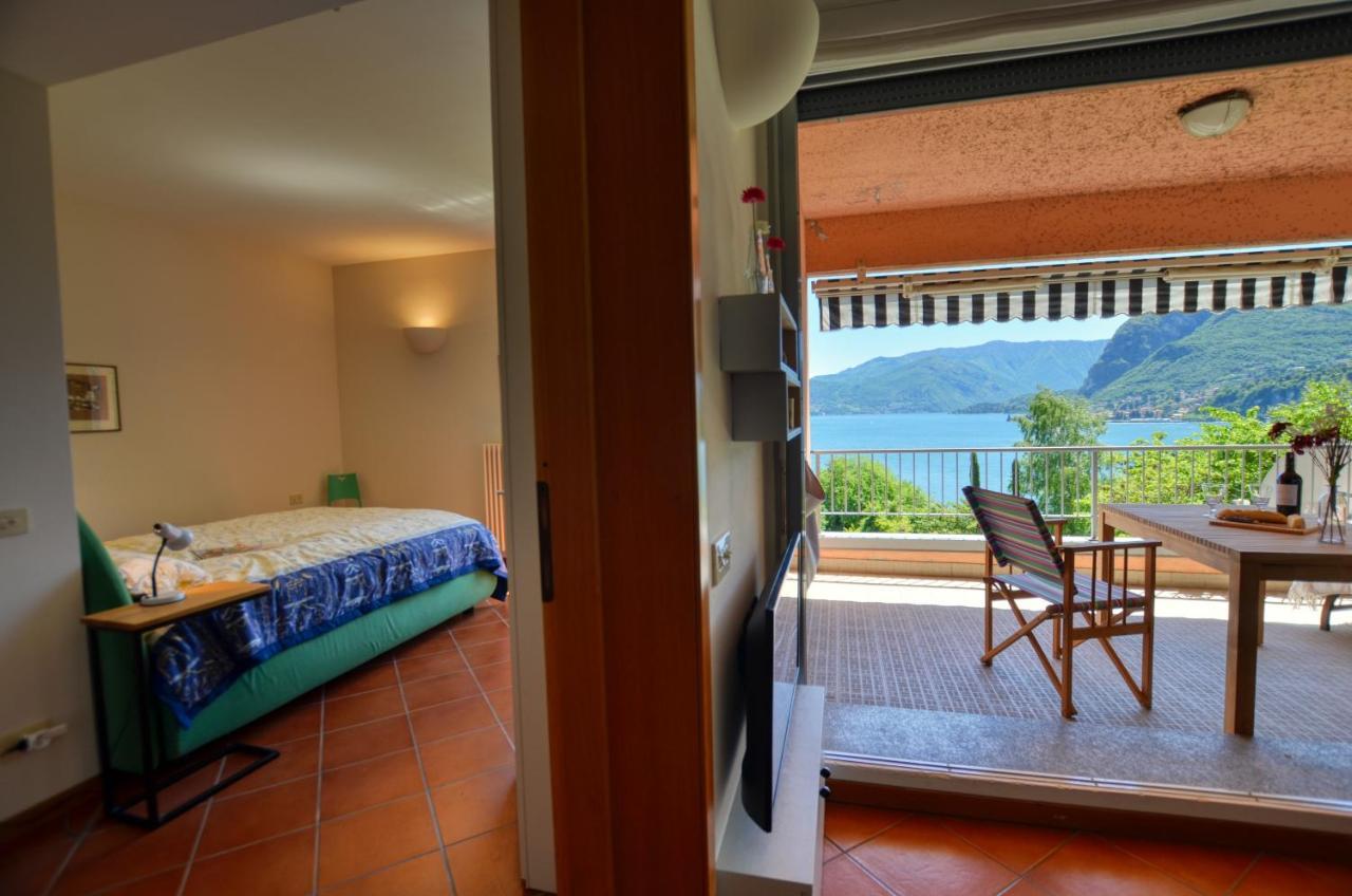 2-Bedroom Lakeview Apartment Bella Gaeta Сан-Сиро Экстерьер фото